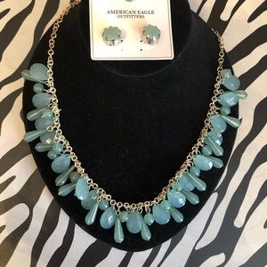 Mint/Light blue necklace and earrings set